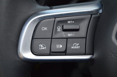 Jeep Avenger 1.2 turbo Altitude fwd 100cv (13)