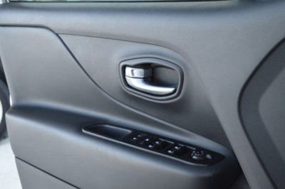 Jeep Renegade 1.6 Mjt 130 CV Limited (15)