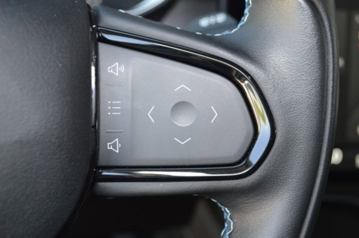Lynk & Co 01 01 1.5 td phev (14)