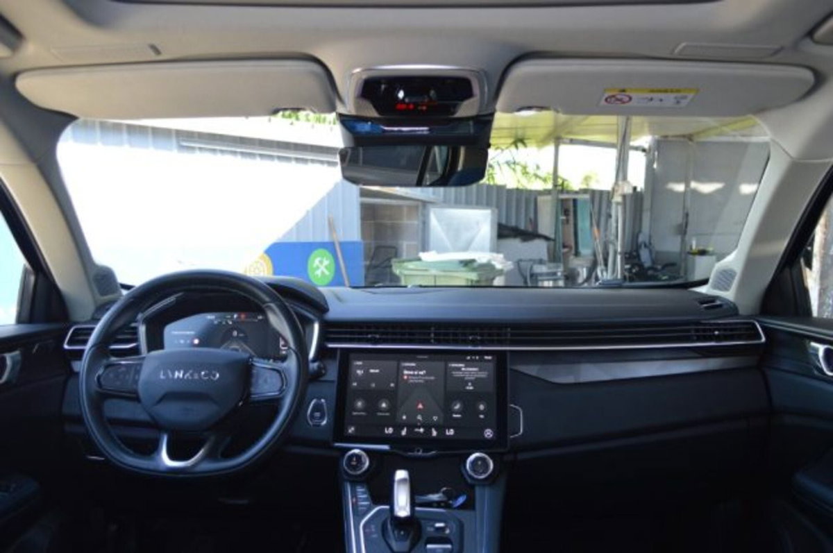 Lynk & Co 01 01 1.5 td phev (7)