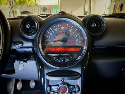 MINI Mini Countryman 1.6 Cooper D Countryman (12)
