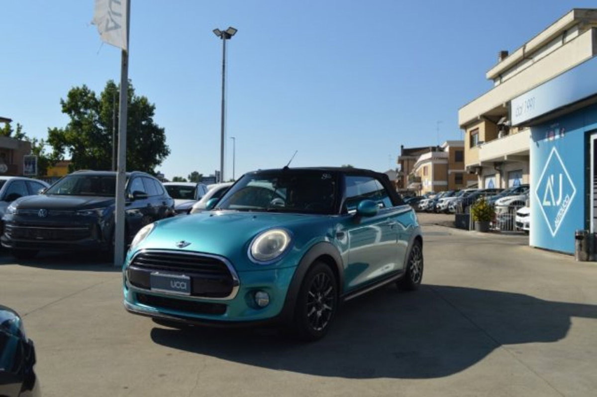 MINI Mini Cabrio 1.5 Cooper Cabrio (20)