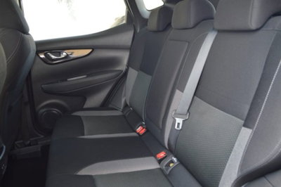 Nissan Qashqai 1.3 DIG-T 140 CV N-Connecta (9)