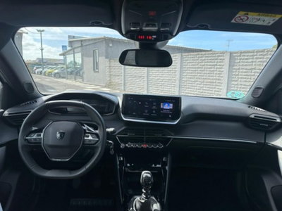 Peugeot 2008 1.2 puretech Allure s&s 100cv (7)