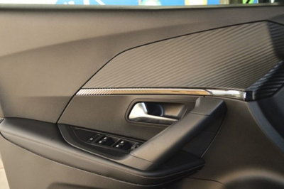 Peugeot 2008 PureTech 100 S&S Allure (15)