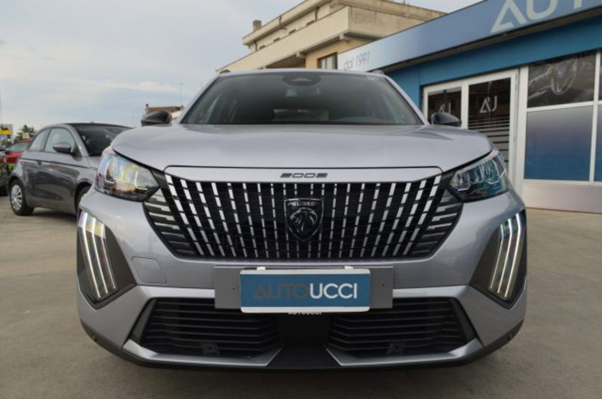 Peugeot 2008 PureTech 100 S&S Allure (4)