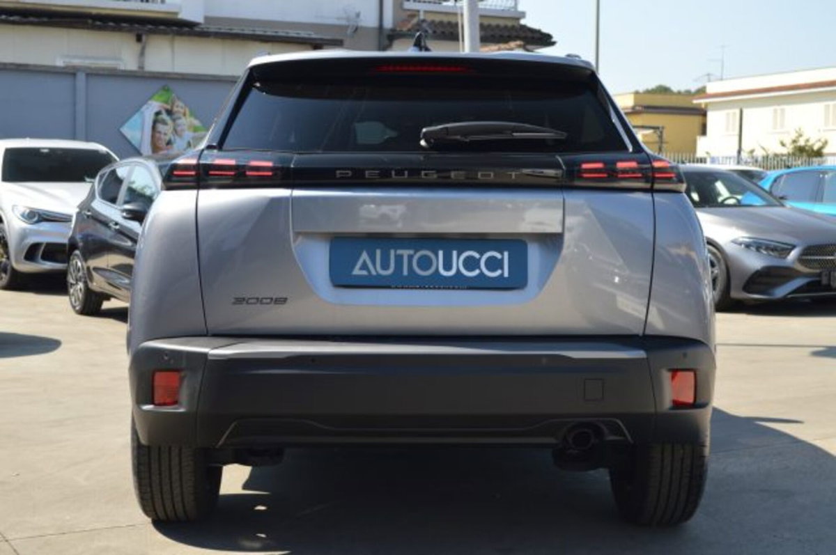 Peugeot 2008 PureTech 100 S&S Allure (6)