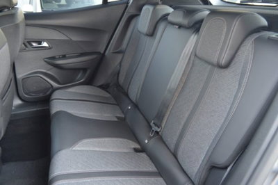 Peugeot 2008 PureTech 130 S&S EAT8 Allure Pack (9)