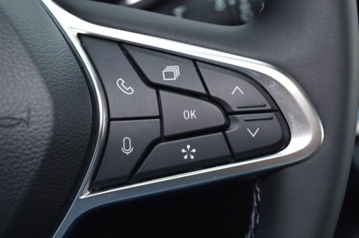 Renault Captur 1.0 eco-g Techno 100cv (15)