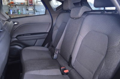 Renault Captur 1.0 eco-g Techno 100cv (9)