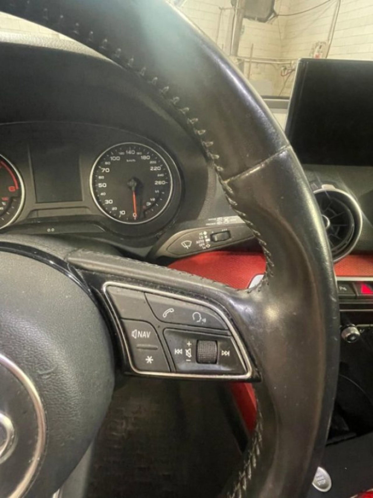 Audi Q2 Q2 30 TDI Identity Black (10)