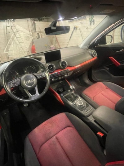 Audi Q2 Q2 30 TDI Identity Black (2)