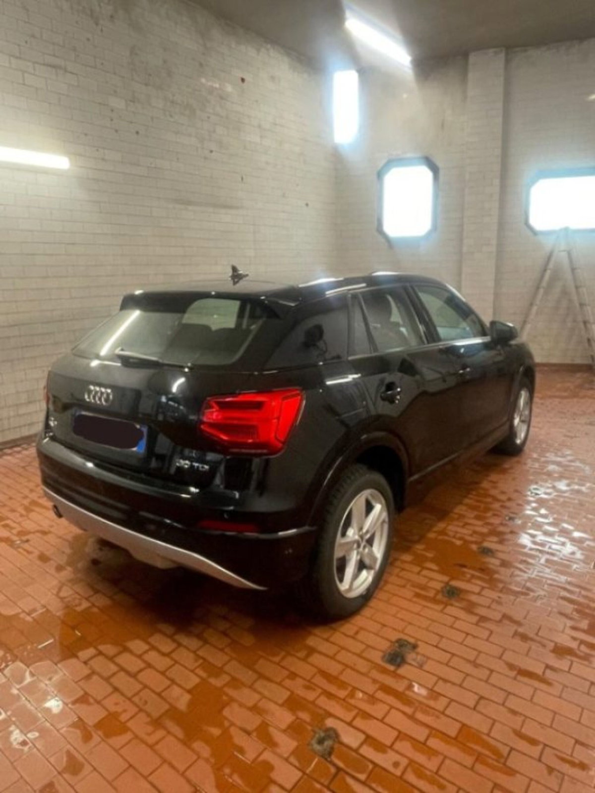 Audi Q2 Q2 30 TDI Identity Black (6)
