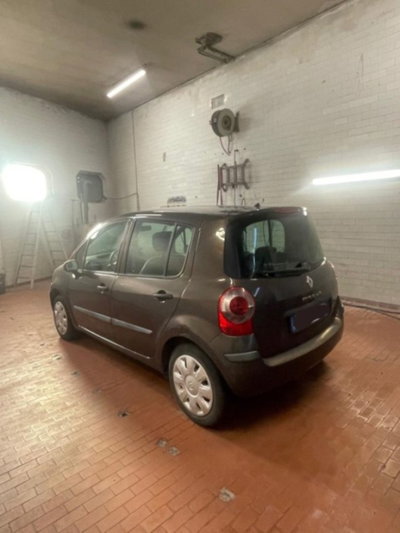Renault Modus 1.2 16V Dynamique (16)