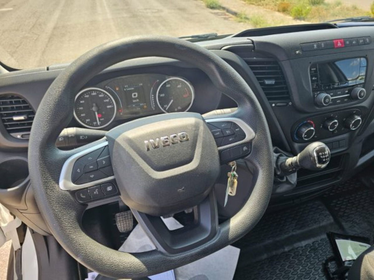 Iveco Daily Telaio 35C14 BTor 2.3 HPT PL-RG Cabinato (12)