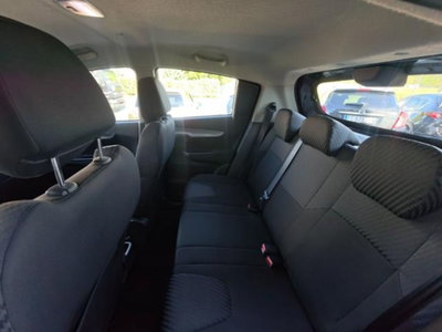 Mahindra KUV100 1.2 K8 m-bifuel (14)