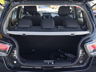 Mahindra KUV100 1.2 K8 m-bifuel (15)