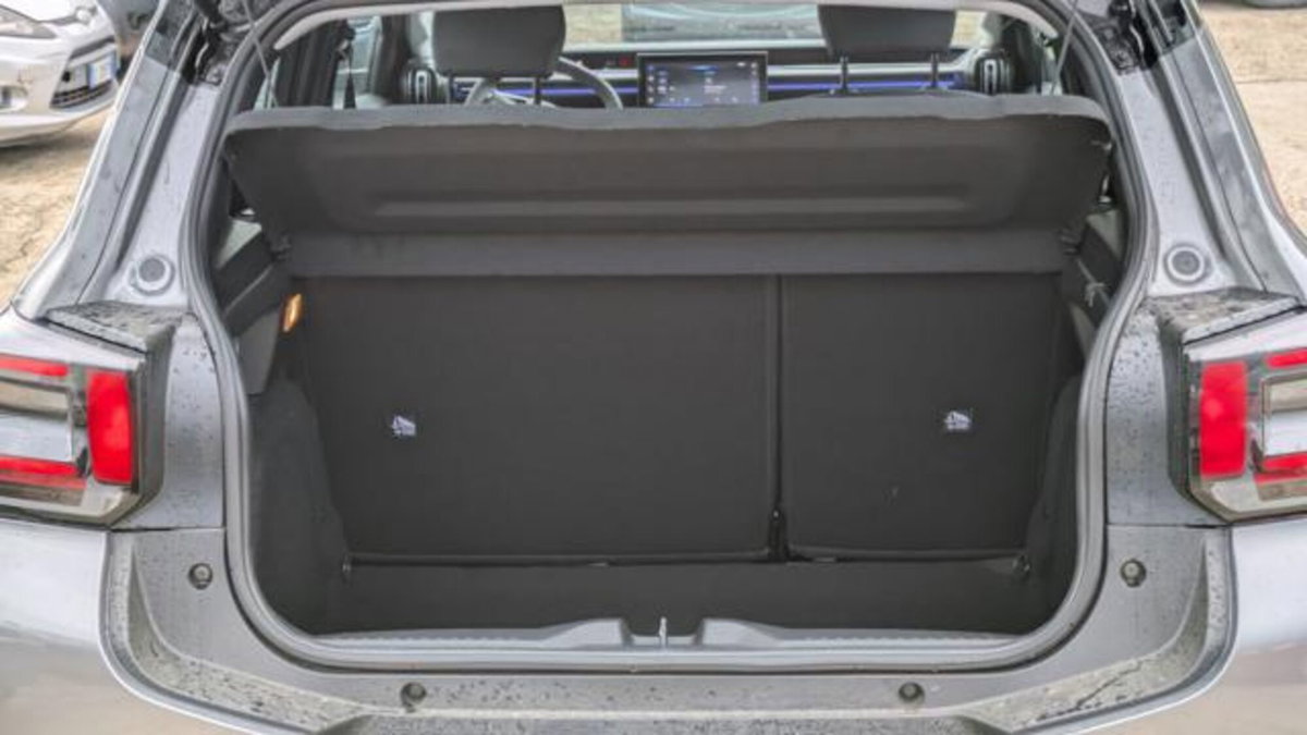 Citroen C3 1.2 puretech turbo You 100cv s&s (19)