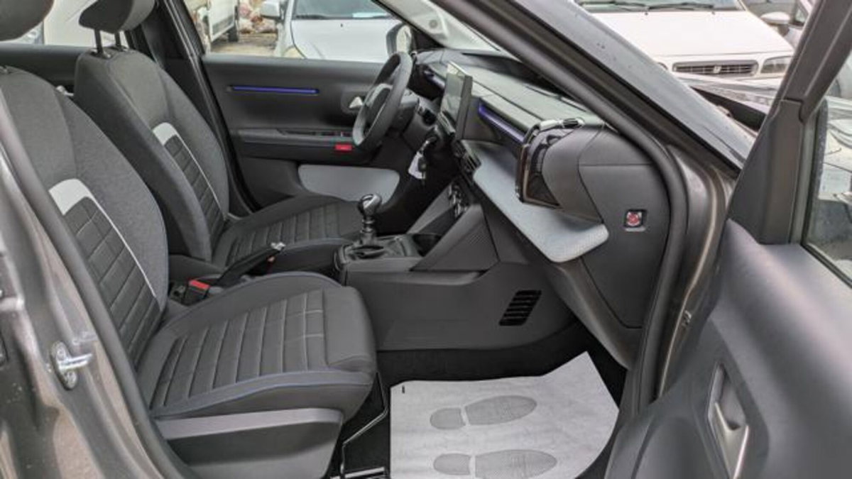 Citroen C3 1.2 puretech turbo You 100cv s&s (16)