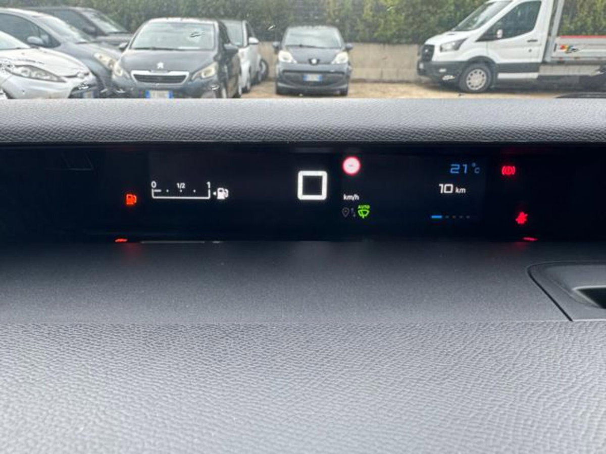 Citroen C3 1.2 puretech turbo You 100cv s&s (6)
