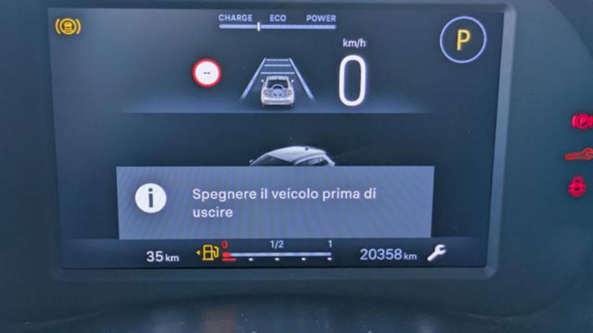 Fiat 600 1.2 hybrid La Prima 110cv auto (7)