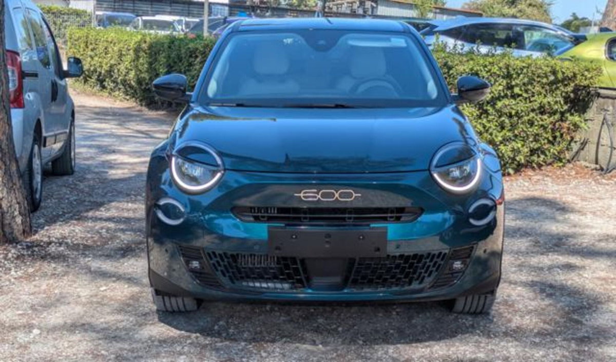 Fiat 600 1.2 hybrid La Prima 110cv auto (18)