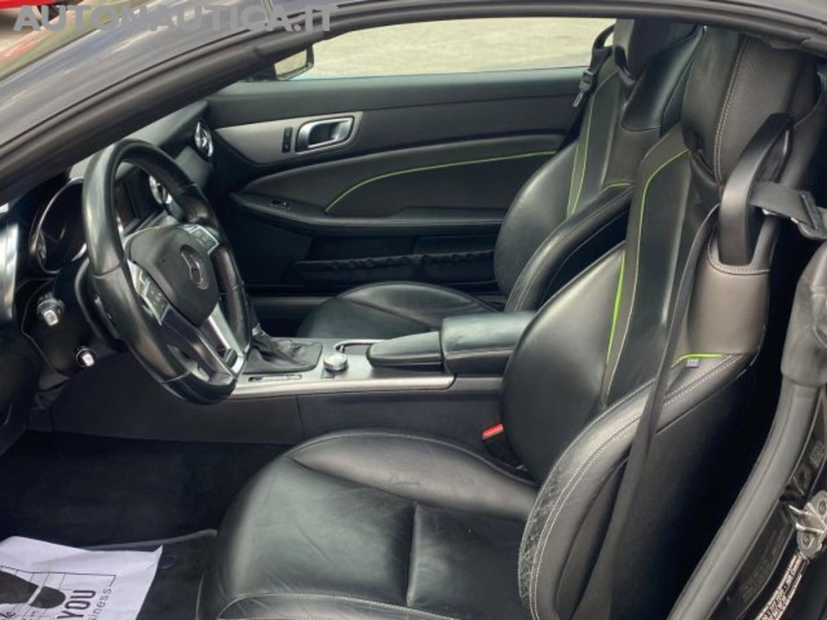 Mercedes-Benz SLK 200 CGI Sport (13)