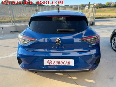 Renault Clio TCe 90 CV 5 porte Techno (8)