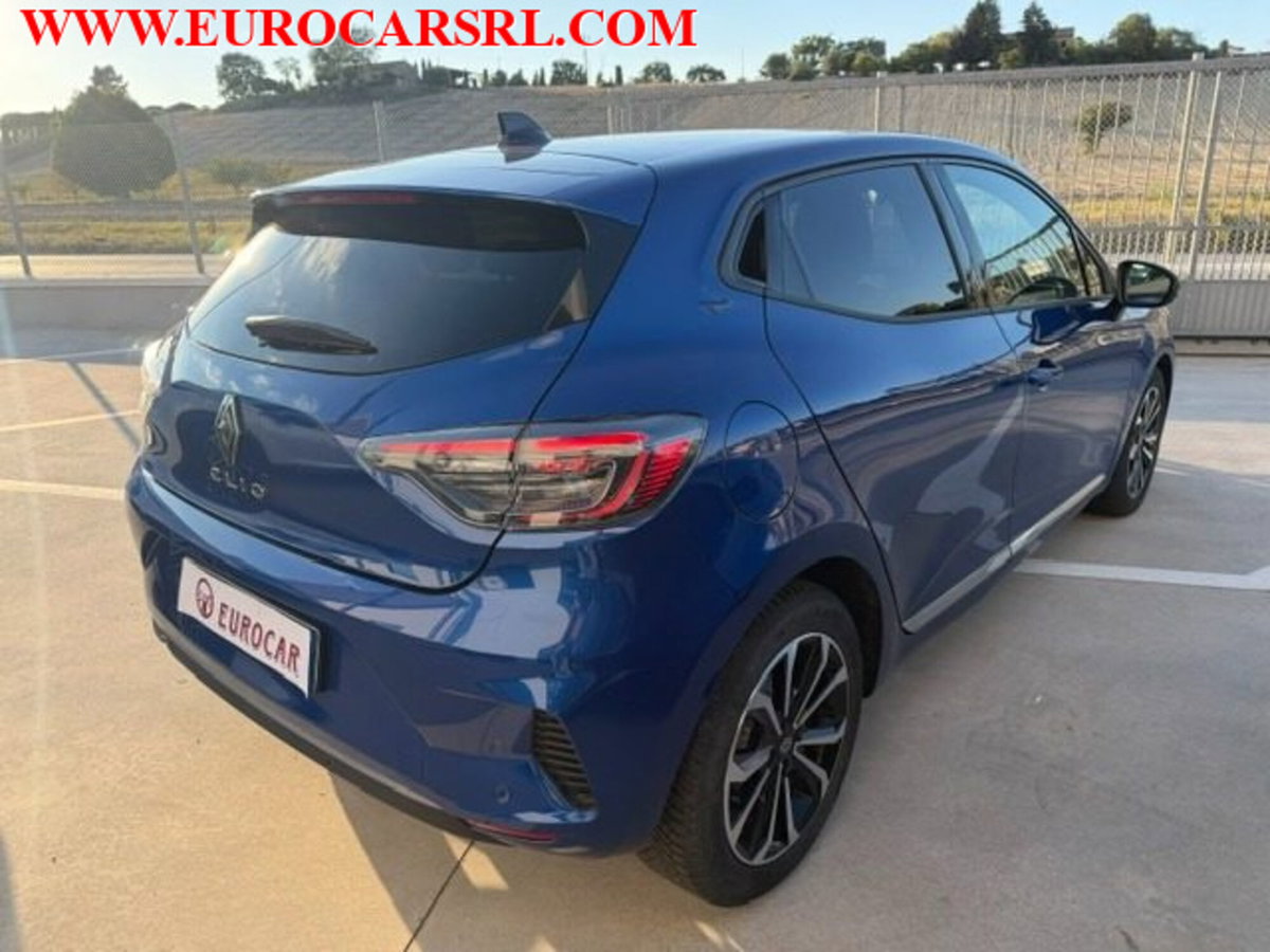 Renault Clio TCe 90 CV 5 porte Techno (9)