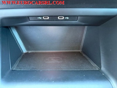 Volkswagen Golf Variant 1.0 eTSI EVO DSG Life (13)