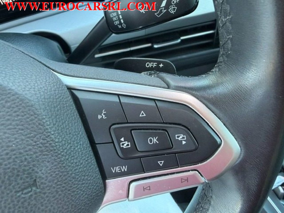 Volkswagen Golf Variant 1.0 eTSI EVO DSG Life (18)