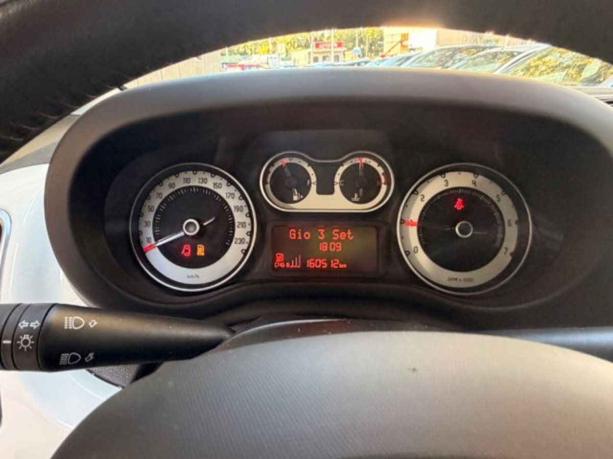 Fiat 500L 0.9 TwinAir Turbo Natural Power Lounge (14)