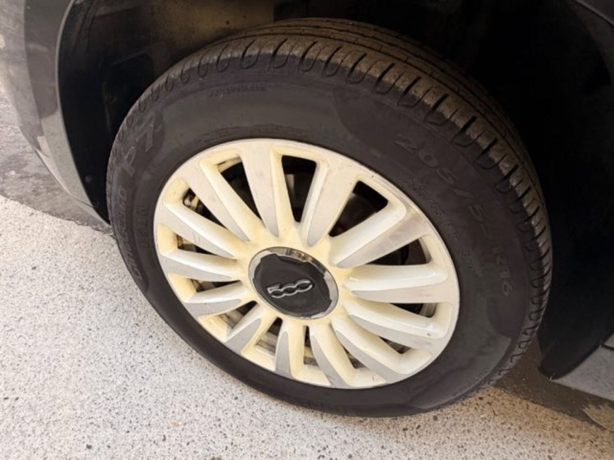 Fiat 500L 0.9 TwinAir Turbo Natural Power Lounge (16)