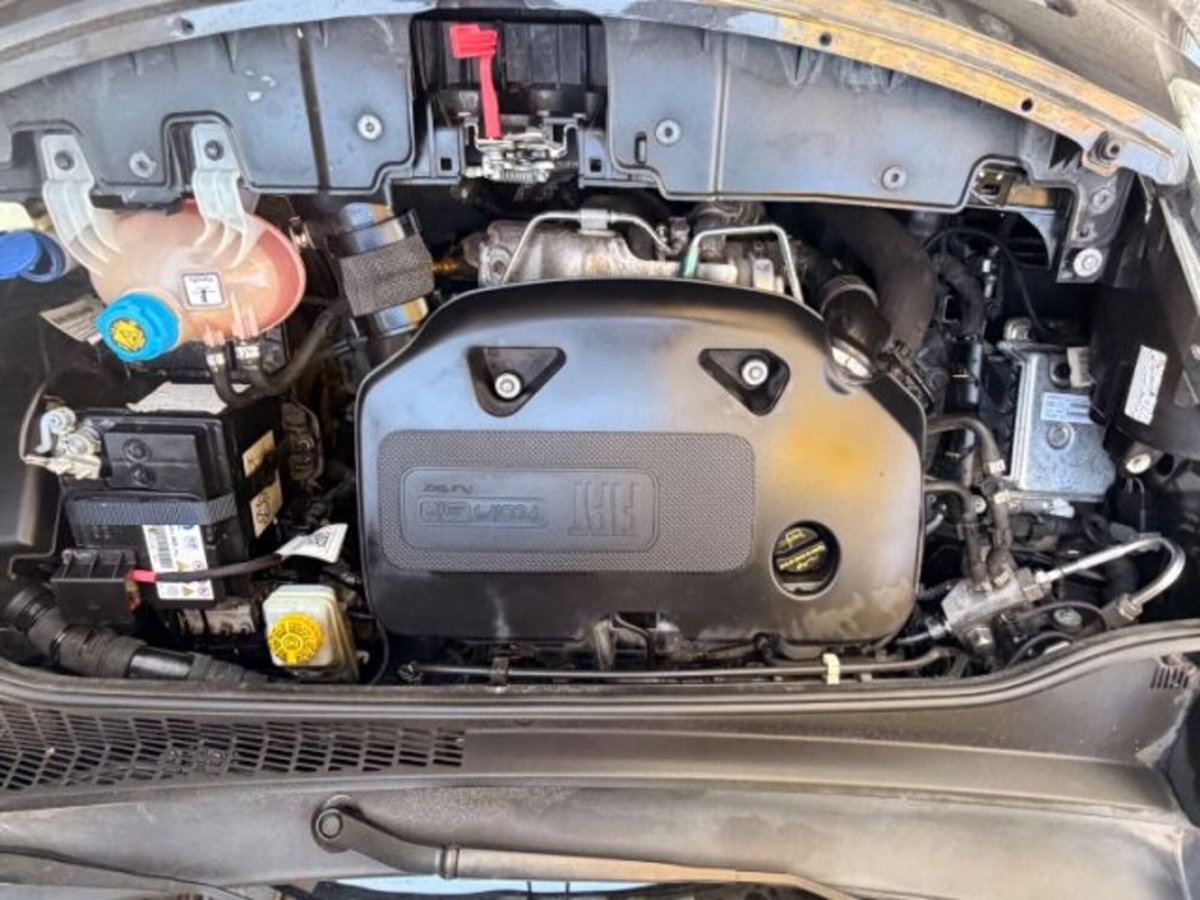 Fiat 500L 0.9 TwinAir Turbo Natural Power Lounge (17)