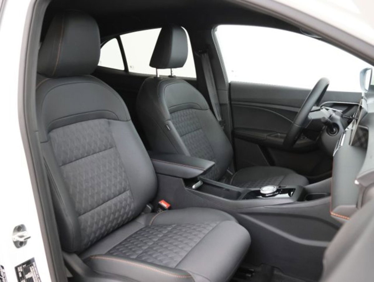 Mg MG3 1.5 Standard (11)