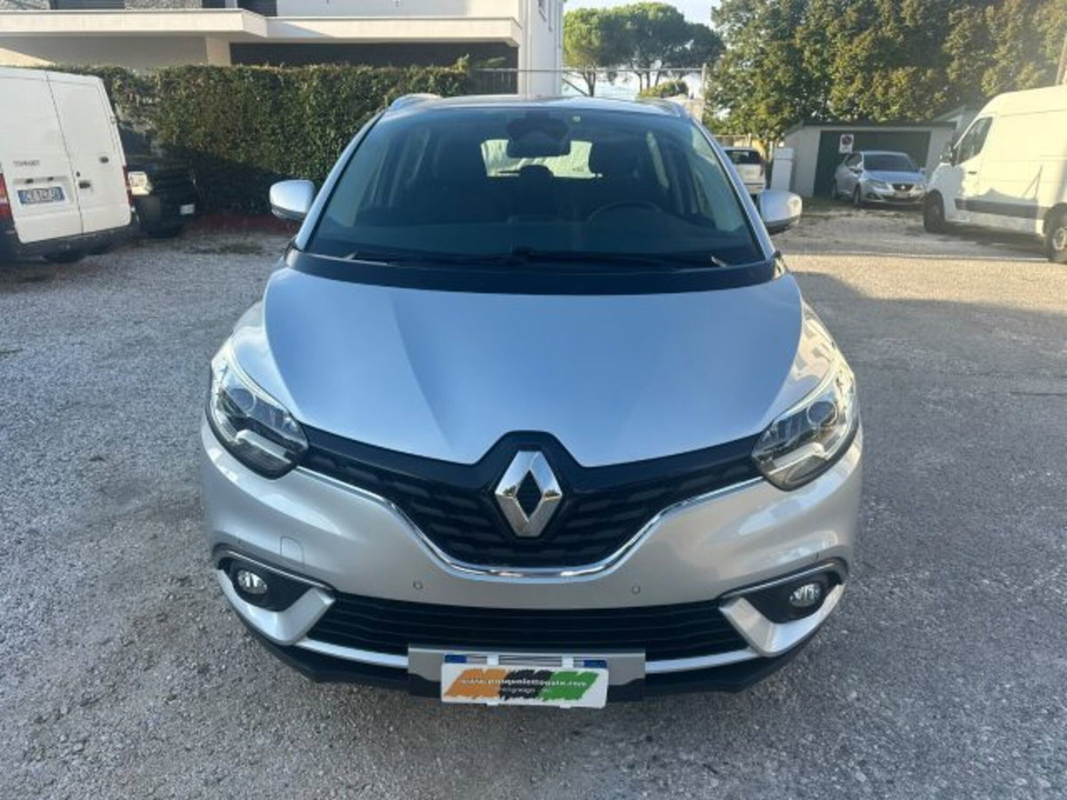 Renault Scenic E-Tech Electric 1.5 dCi 110CV EDC Energy (17)
