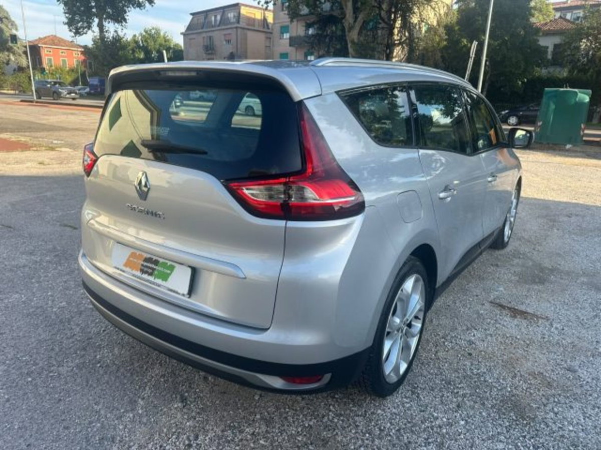 Renault Scenic E-Tech Electric 1.5 dCi 110CV EDC Energy (3)