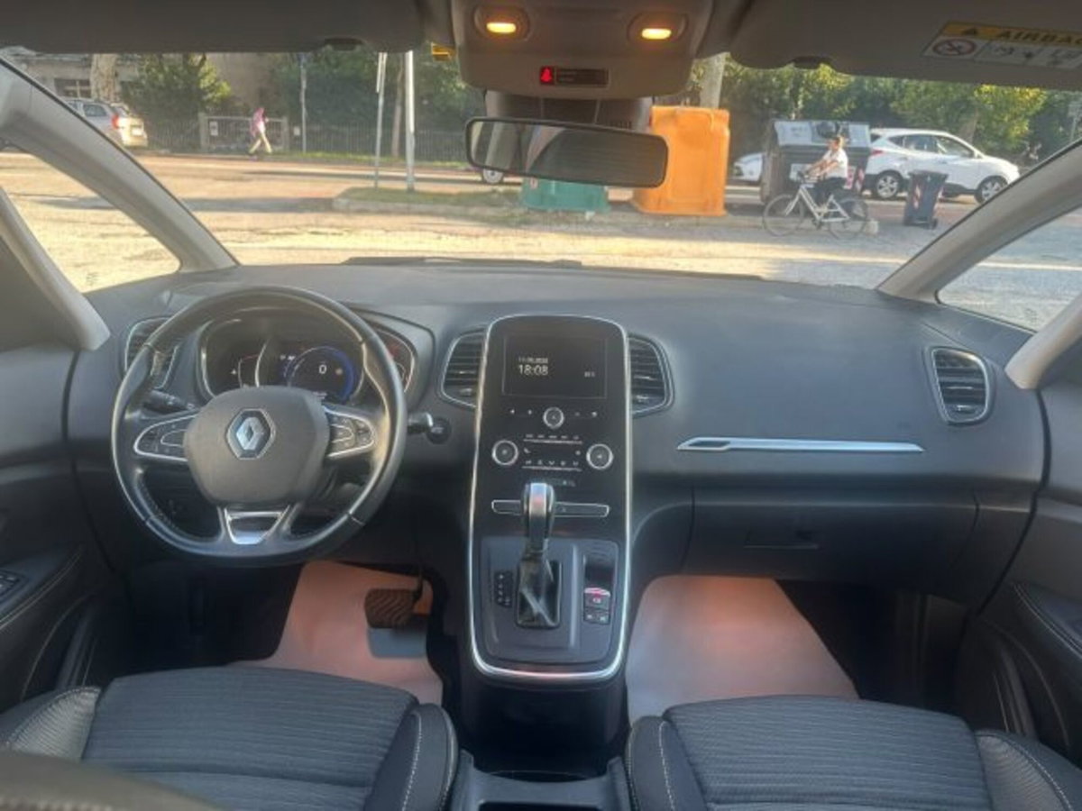 Renault Scenic E-Tech Electric 1.5 dCi 110CV EDC Energy (4)