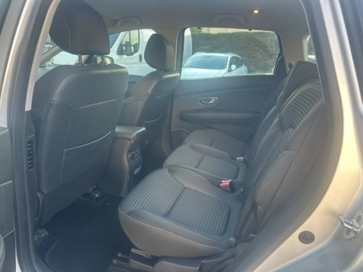 Renault Scenic E-Tech Electric 1.5 dCi 110CV EDC Energy (6)