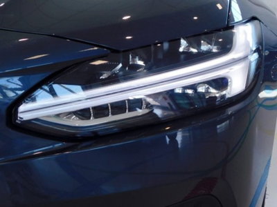 Volvo S90 B5 (d) AWD automatico Plus Dark (11)