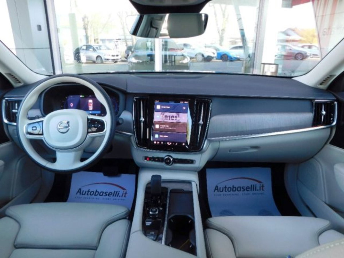Volvo S90 B5 (d) AWD automatico Plus Dark (3)