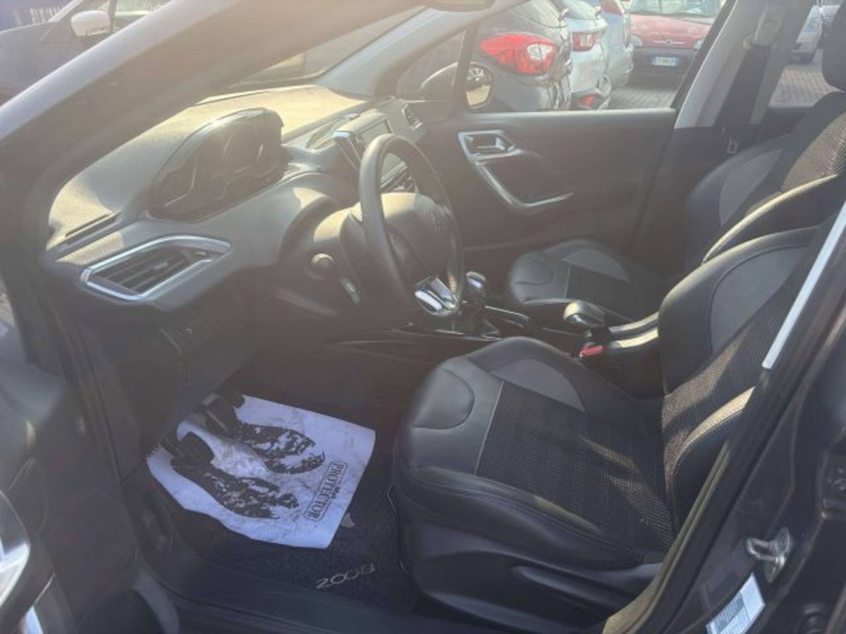 Peugeot 2008 100 Allure (11)