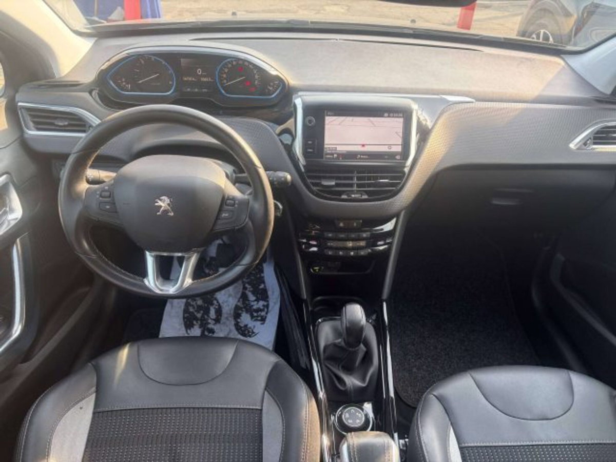 Peugeot 2008 100 Allure (6)