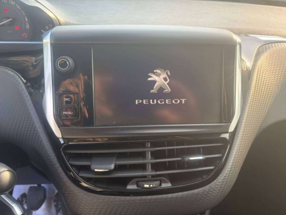 Peugeot 2008 100 Allure (8)