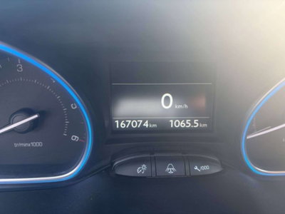 Peugeot 2008 100 Allure (9)