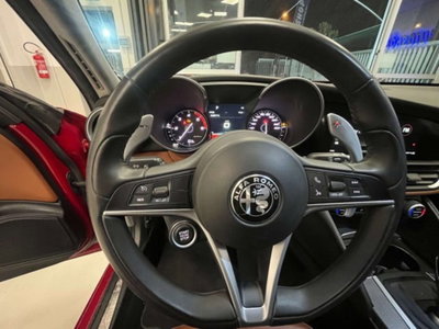 Alfa Romeo Giulia 2.2 Turbodiesel 210 CV AT8 AWD Q4 Veloce (11)