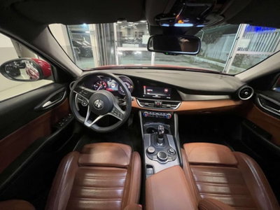 Alfa Romeo Giulia 2.2 Turbodiesel 210 CV AT8 AWD Q4 Veloce (7)