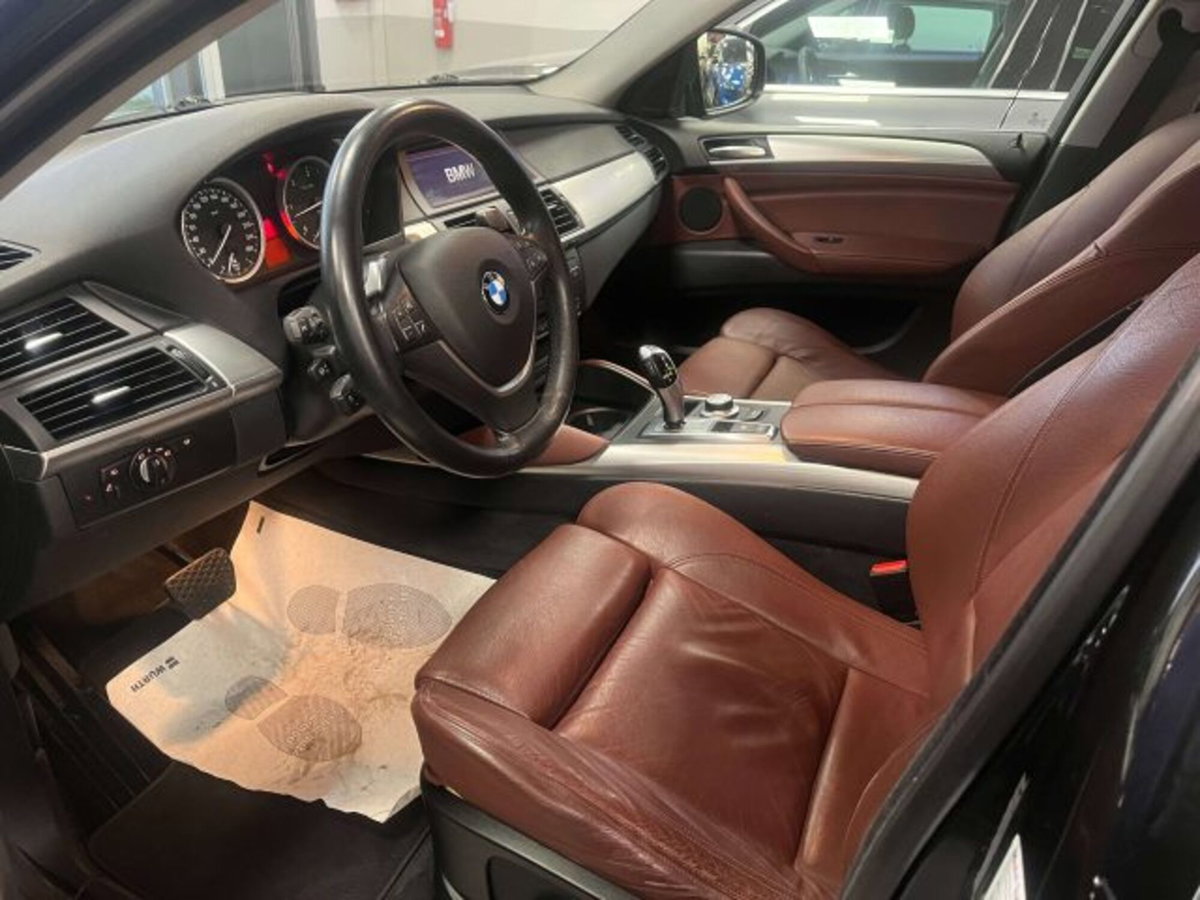 BMW X6 xDrive35d Futura (13)
