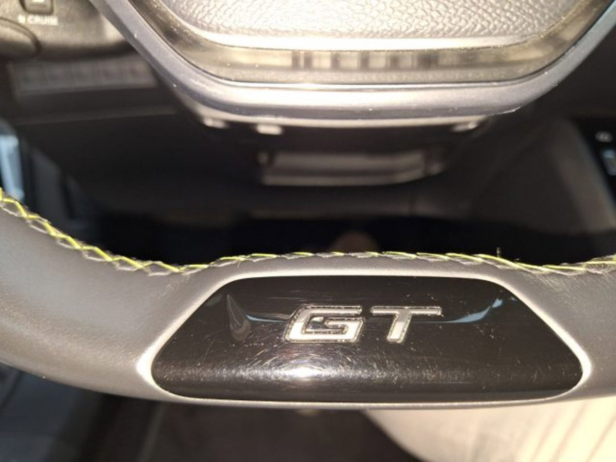 Peugeot 2008 BlueHDi 130 S&S EAT8 GT Pack (11)