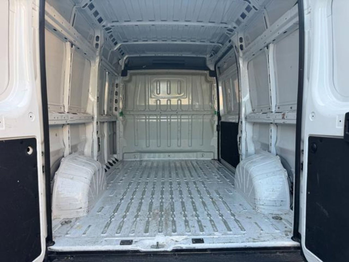 Citroen Jumper Furgone 33 BlueHDi 140 S&S PLM-TM Furgone (10)
